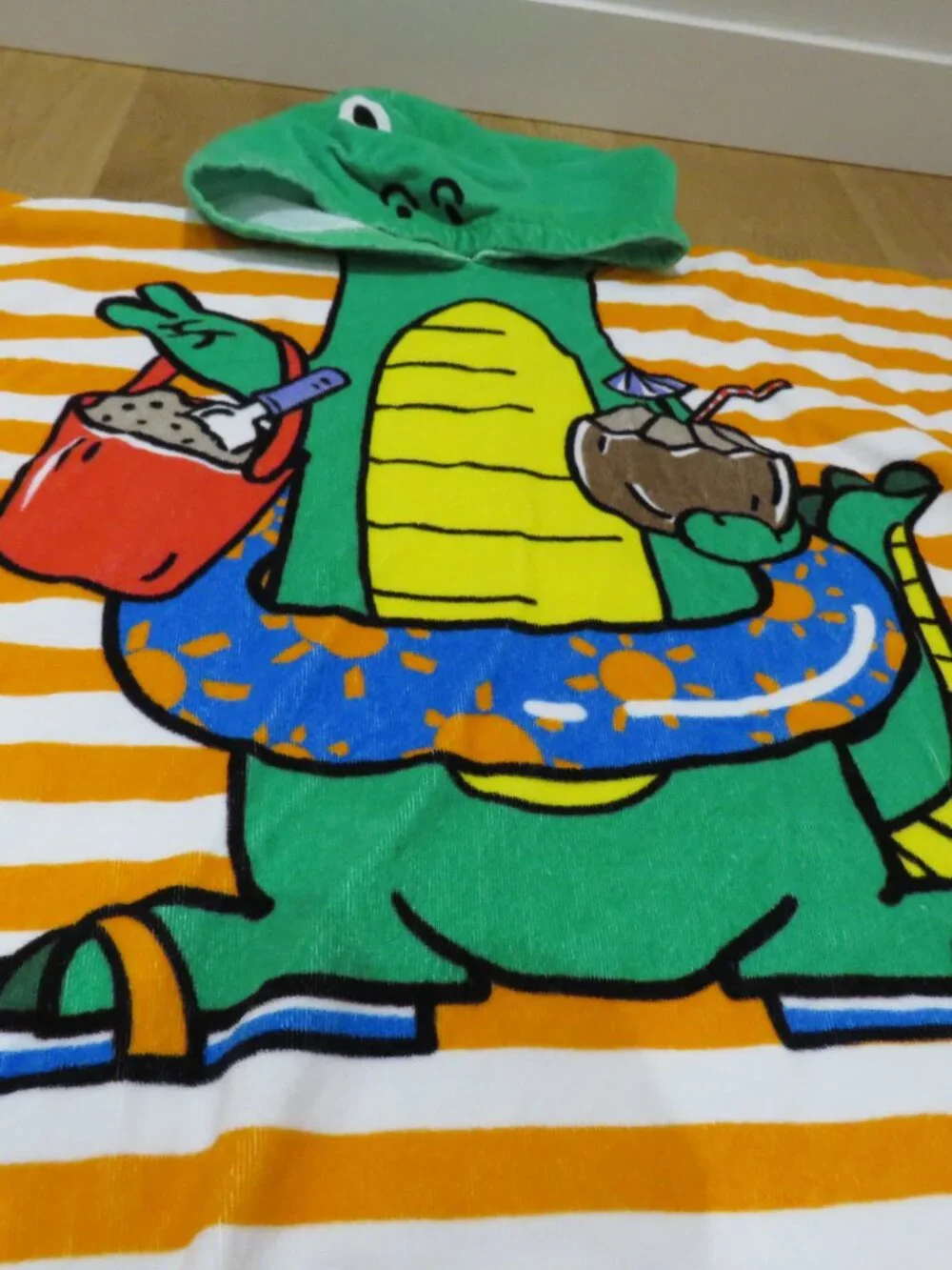 STELLA MCCARTNEY KIDS Cotton Alligator Hooded Towel Beach Whimsical Summer Vacay